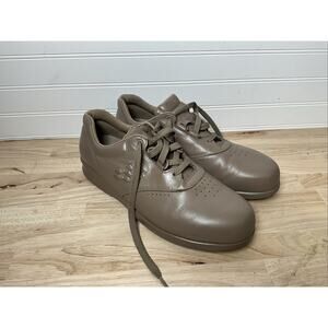 Women's 11 SAS Comfort Leather Free Time Mocha Walking Shoes Lace Up Sneakers
